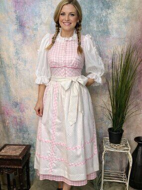 📌Original traditional high-quality Austrian Dirndl with Blouse and Apron